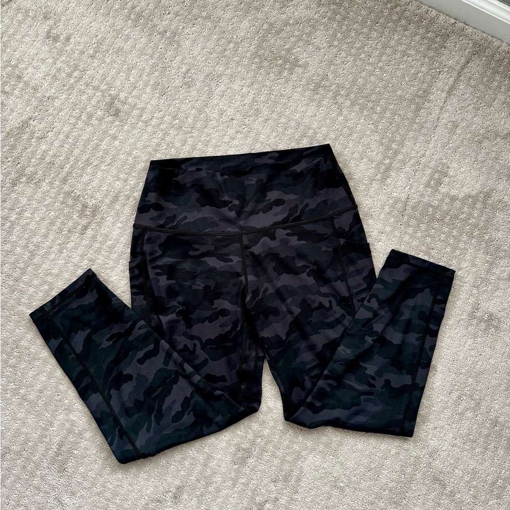 Stylish Black Camouflage Leggings